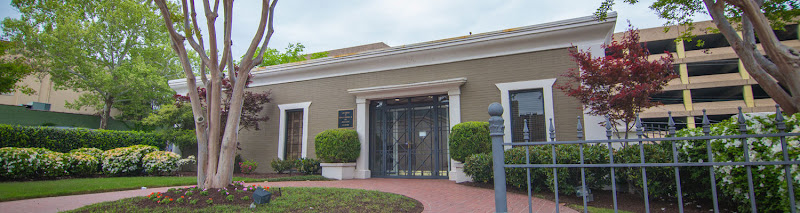 125536 chiozza law firm
