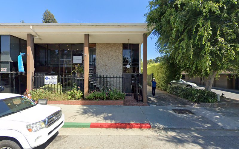 132476 community law mediation services