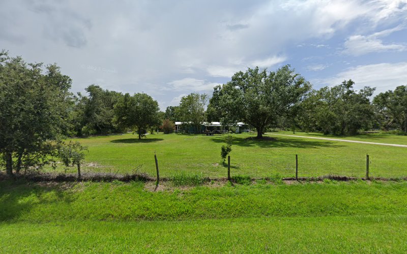135844 country locals