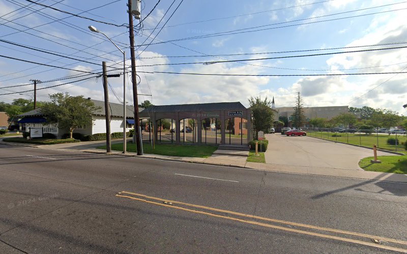 162283 edwards law firm