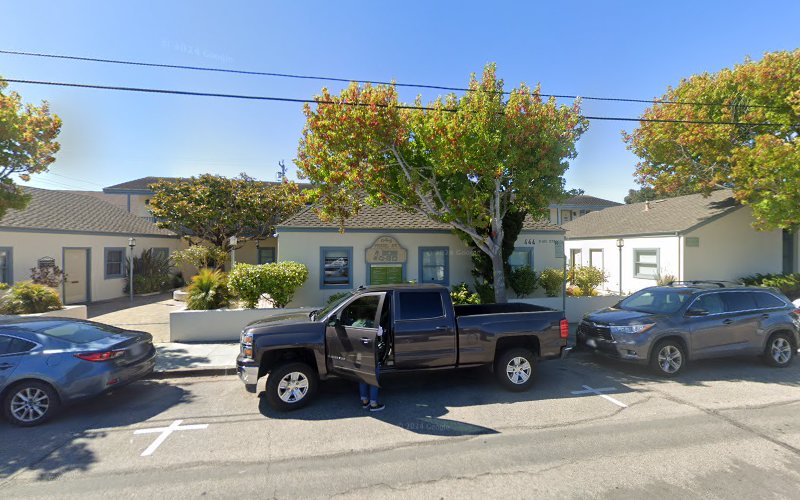 192097 gray law office