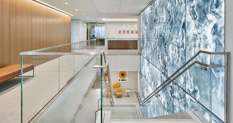 208238 hogan lovells