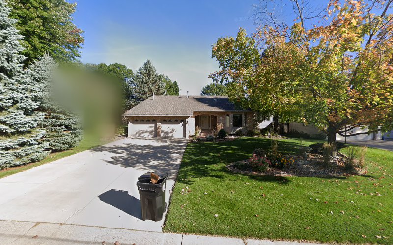 271725 law office of tom lee p.a
