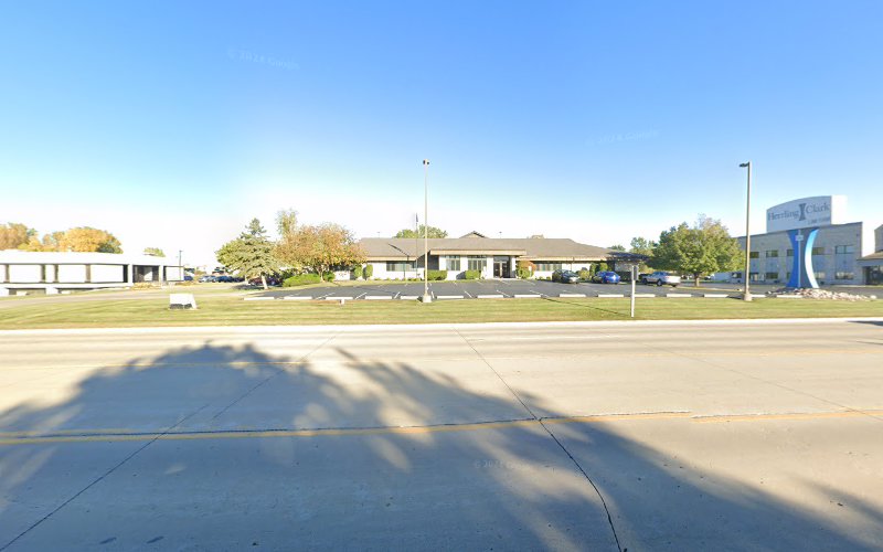 295646 loomis robert b