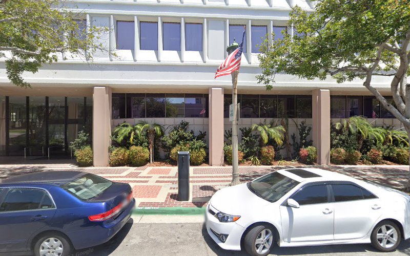 309006 maurice abadia law offices