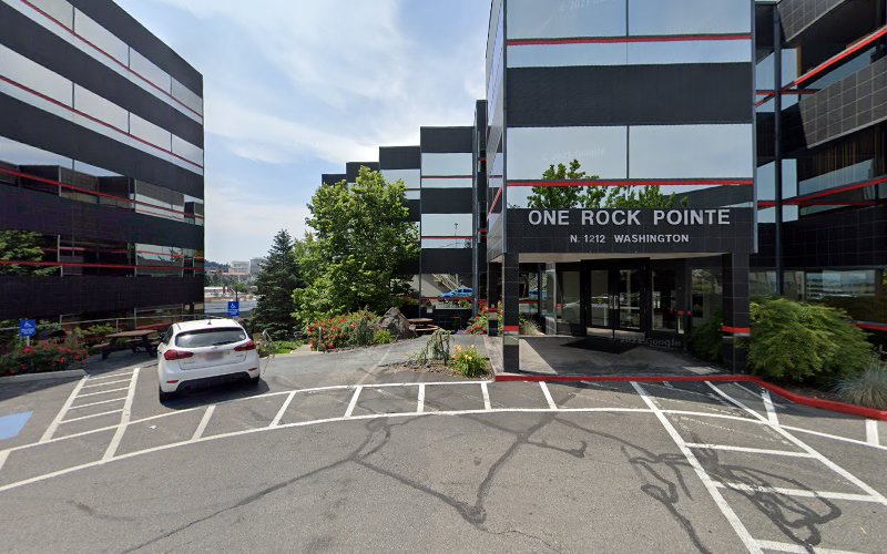 318053 michael g thompson law office