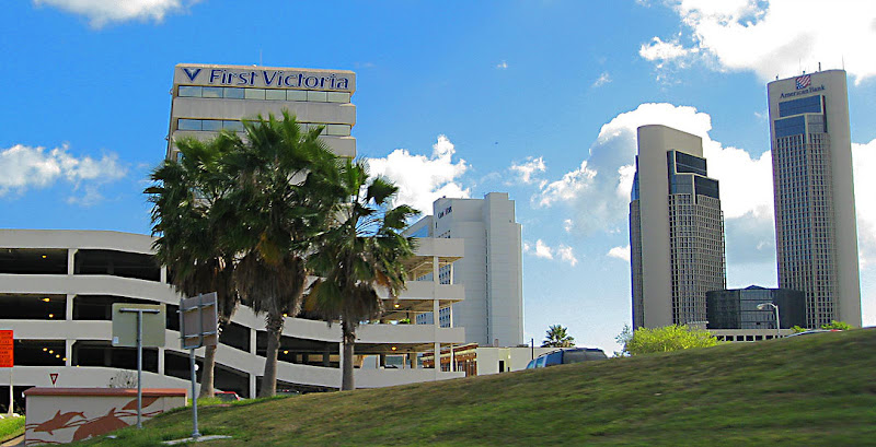 39109 brooks llp