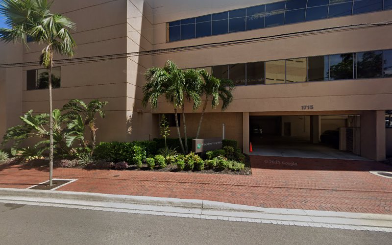 435182 thomas h. gunderson stockholder fort myers