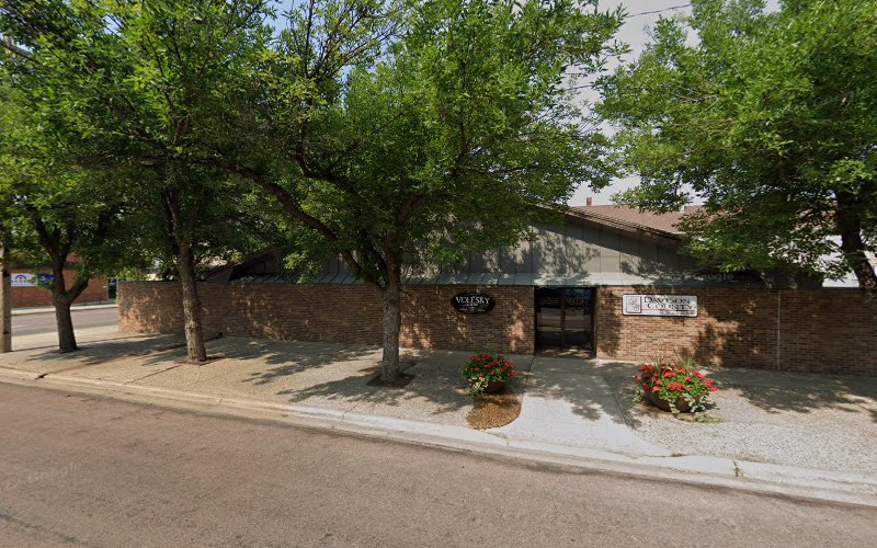 438099 tinan smith bucher