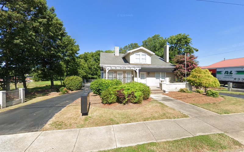 464453 yates alie e